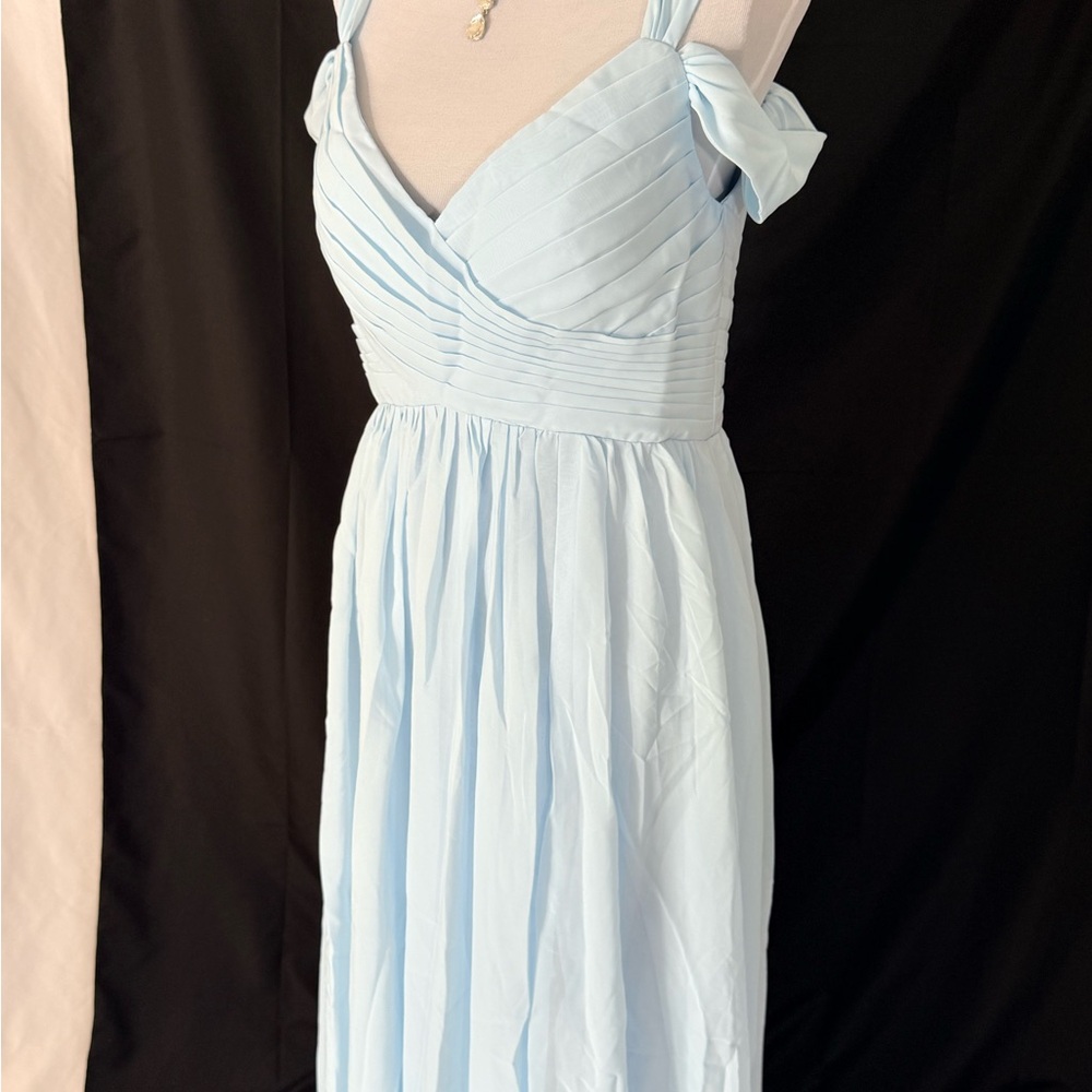 #40 Elegant Light Blue Dress